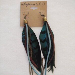 NWt 🔹Turqouise-Blue 🪶Feather Earrings~`•